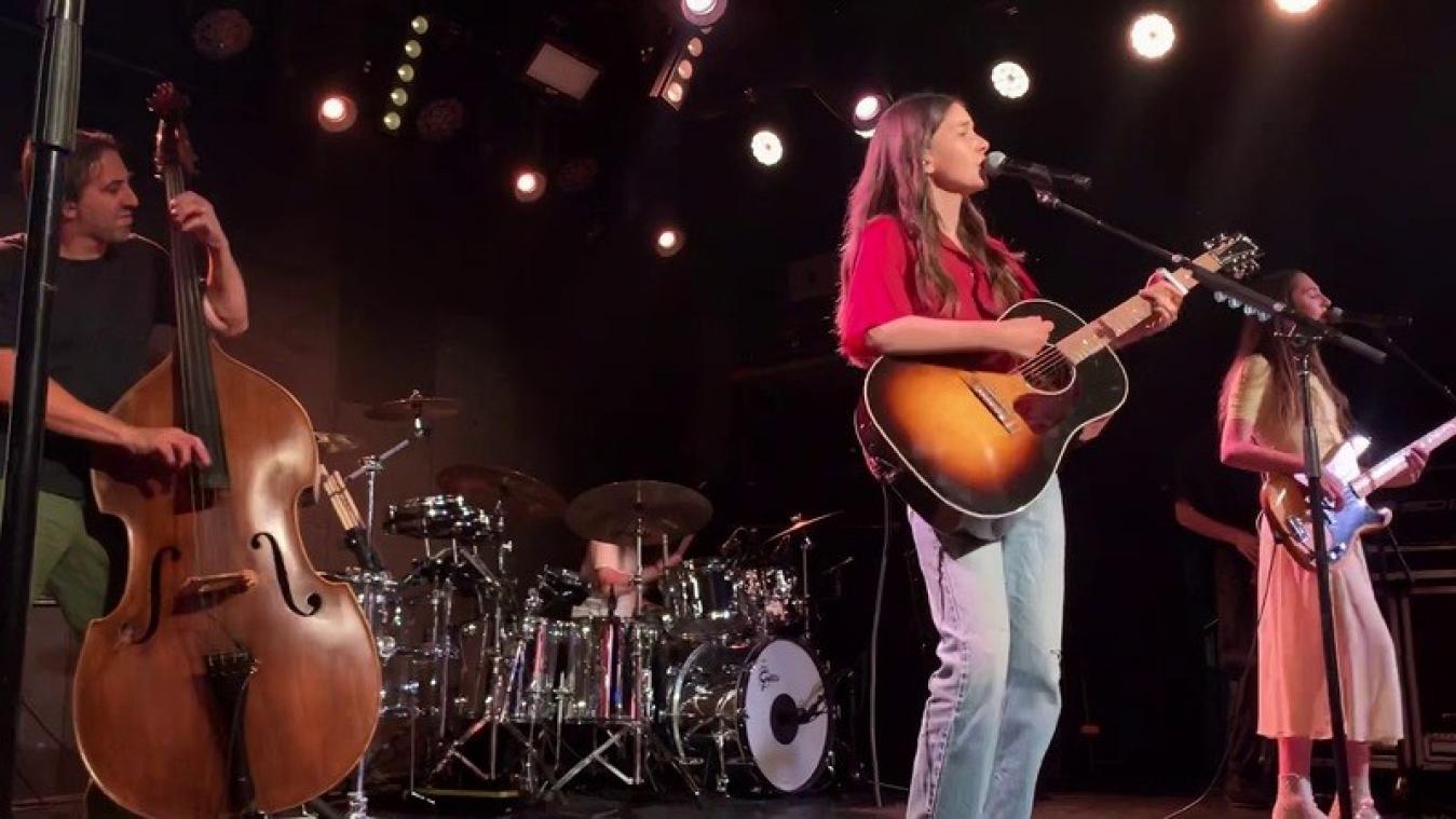 VIDEO. Zussentrio HAIM lost eindelijk nog eens nieuwe muziek!
