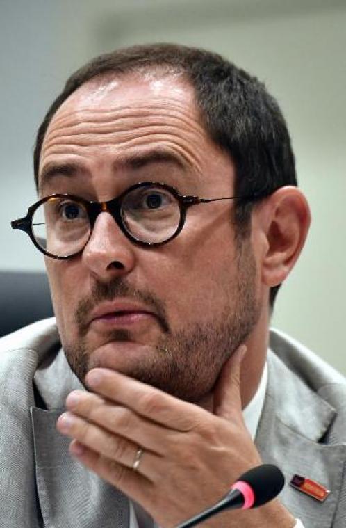 Van Quickenborne overweegt gooi naar partijvoorzitterschap bij Open Vld