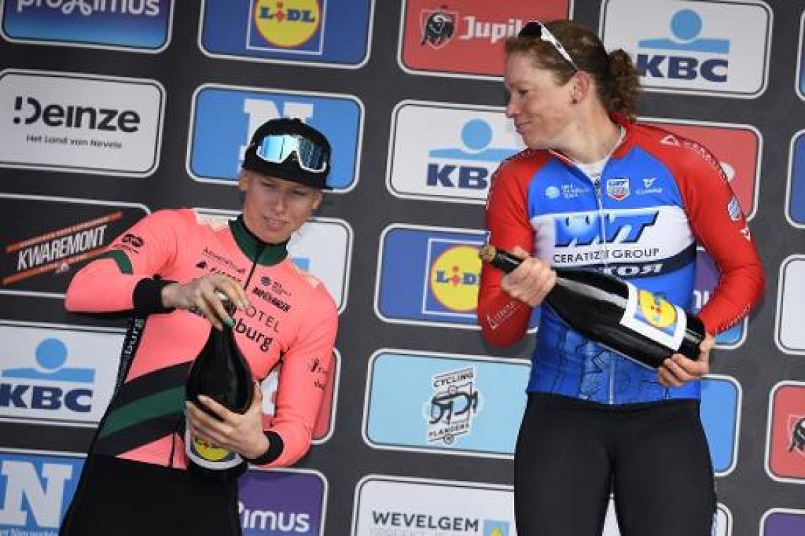 BeNe Ladies Tour - Lorena Wiebes wint slotetappe, Lisa Klein is de eindwinnares