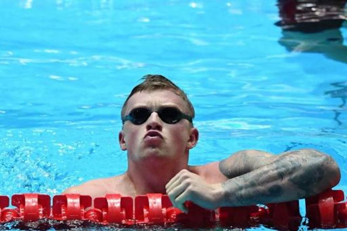 Adam Peaty verovert goud op 100m schoolslag op WK zwemmen