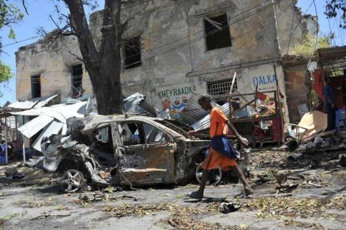 Minstens tien doden bij zelfmoordaanslag in Mogadishu