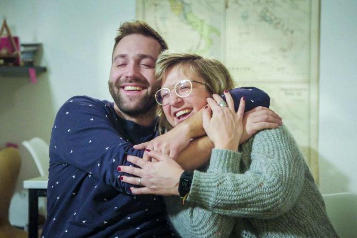 Victor en Line uit 'Blind Getrouwd' gaan samenwonen