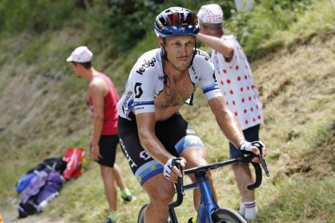 Matteo Trentin wint solo in Gap