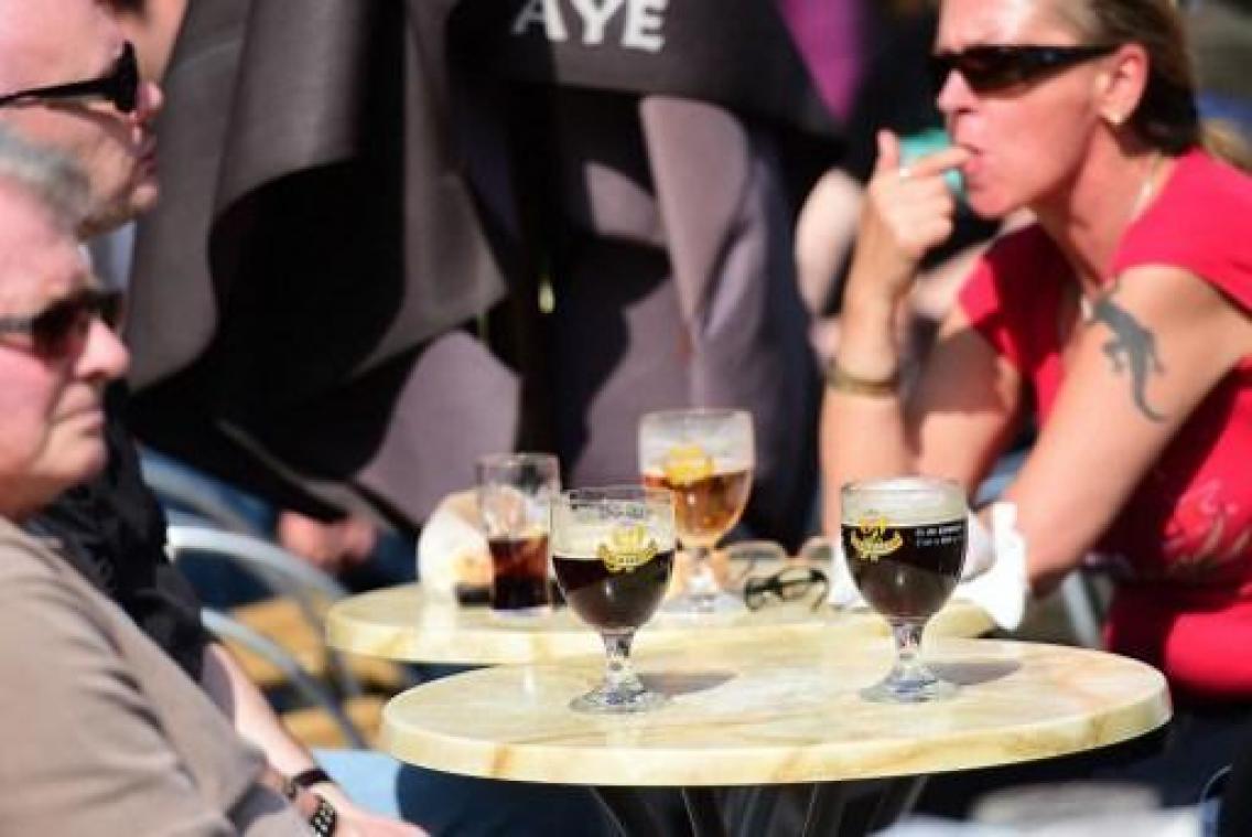 Horeca Vlaanderen wil vrijstelling fooi