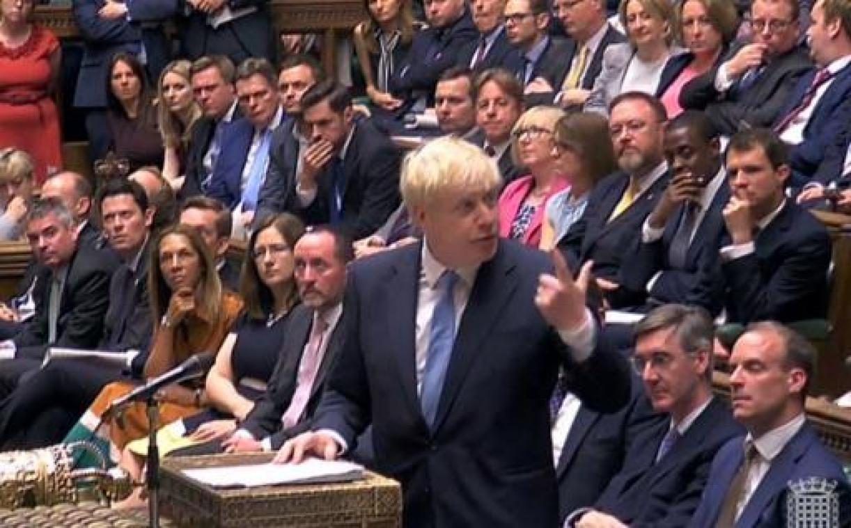 Europese Commissie niet onder de indruk van waarschuwingen Johnson