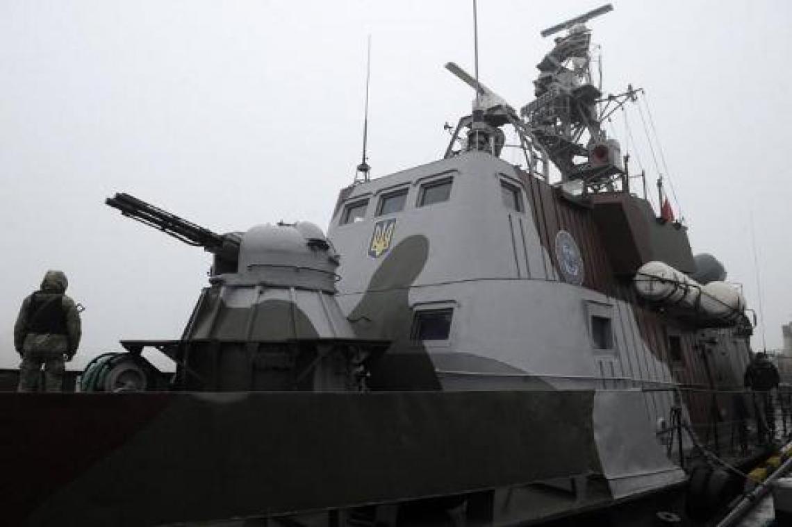 Oekraïne legt Russische tanker aan ketting in haven aan Zwarte Zee