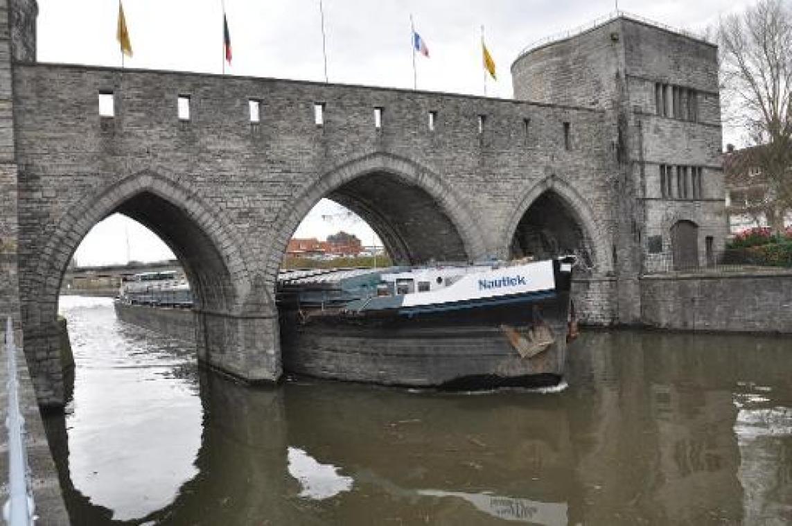 Raad van State verwerpt hoogdringend beroep tegen afbraak Pont des Trous in Doornik