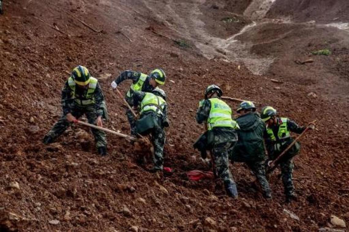Aantal doden na grondverschuiving in China opgelopen tot 36