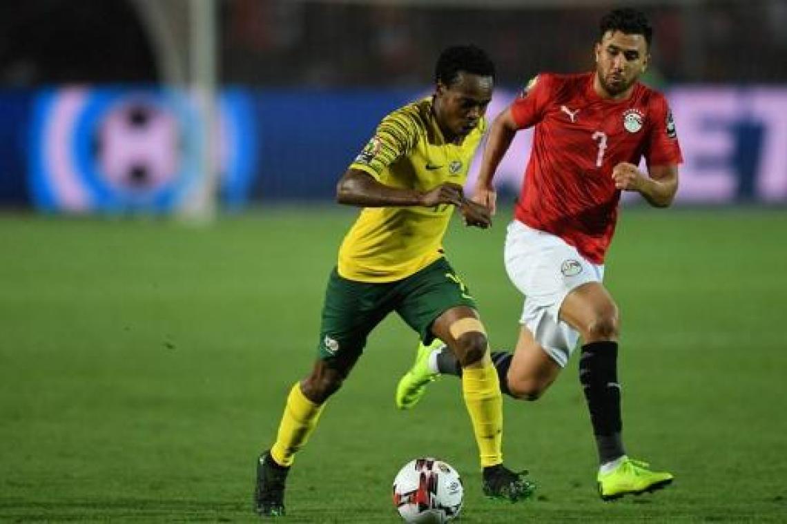 Club Brugge huurt Percy Tau voor één seizoen van Brighton