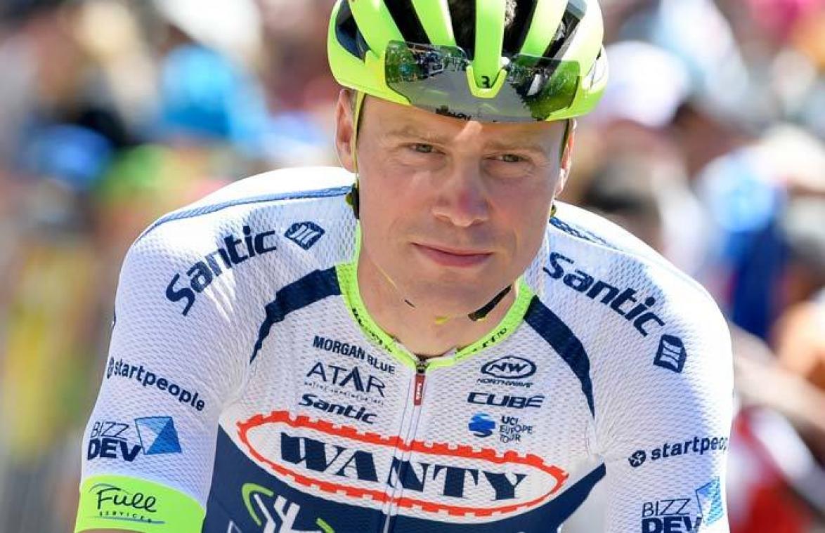 Belgische wielrenner vraagt vriendin ten huwelijk na aankomst in Tour