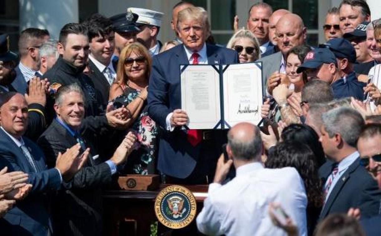 Trump ondertekent wet voor verlenging van slachtofferfonds 11 september