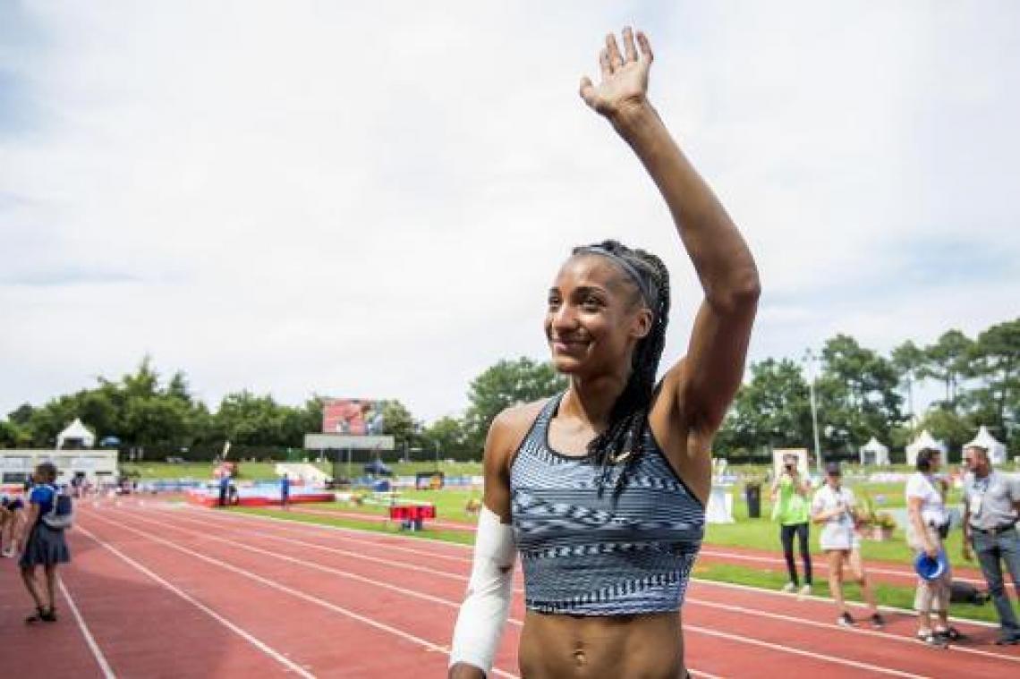 Nafi Thiam en Katerina Johnson-Thompson kruisen de degens in het verspringen