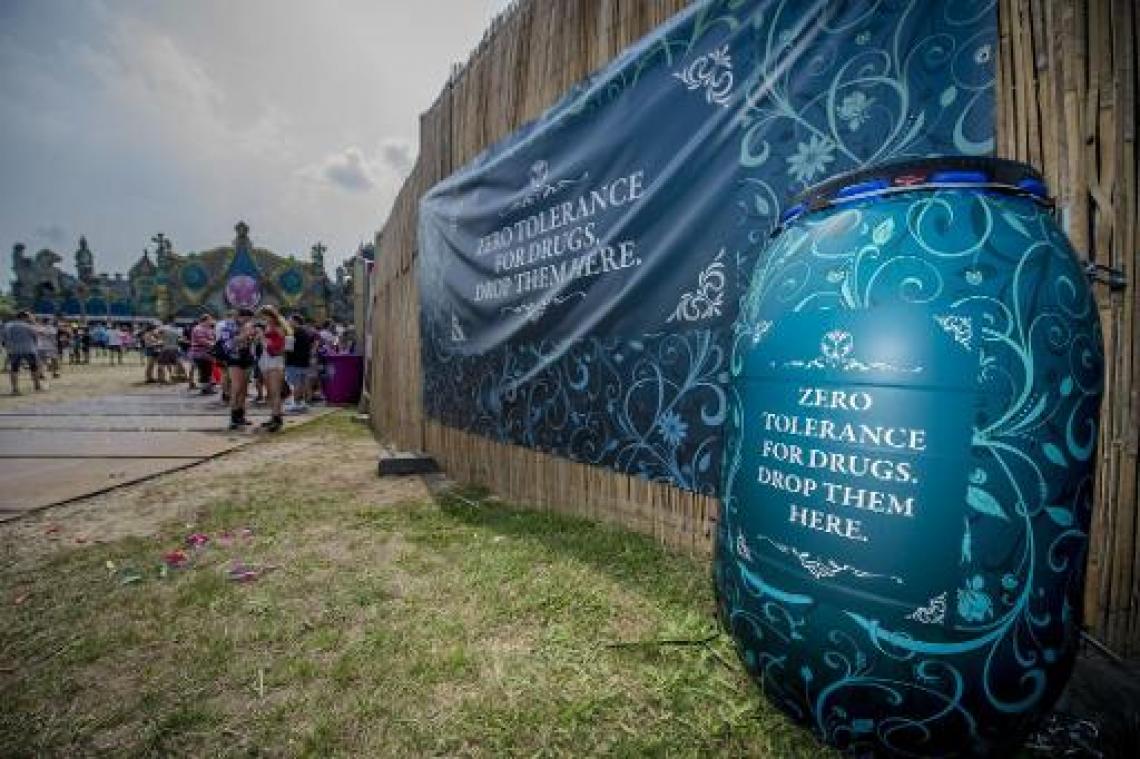 Politie betrapt 61 drugsdealers en 460 gebruikers over twee Tomorrowland-weekends