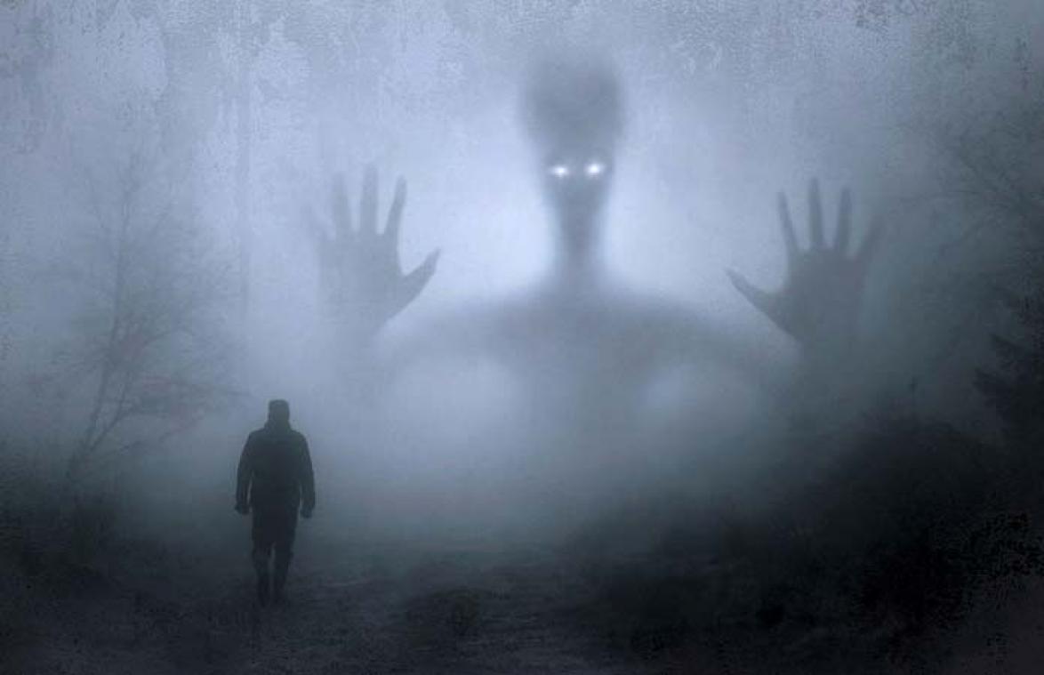 "Aliens kunnen onderweg zijn om ons te vernietigen"