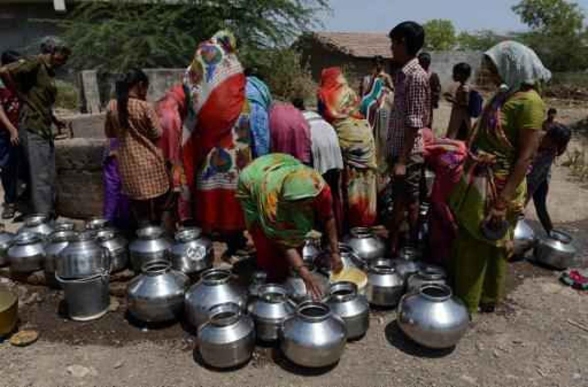 Trein met 550.000 liter water aangekomen in droge gebieden in India