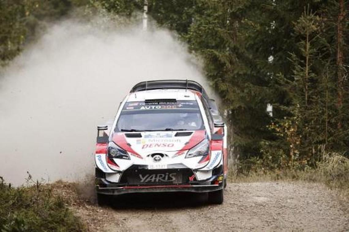 Tänak opnieuw aan de leiding, Neuville schuift op naar zevende plaats