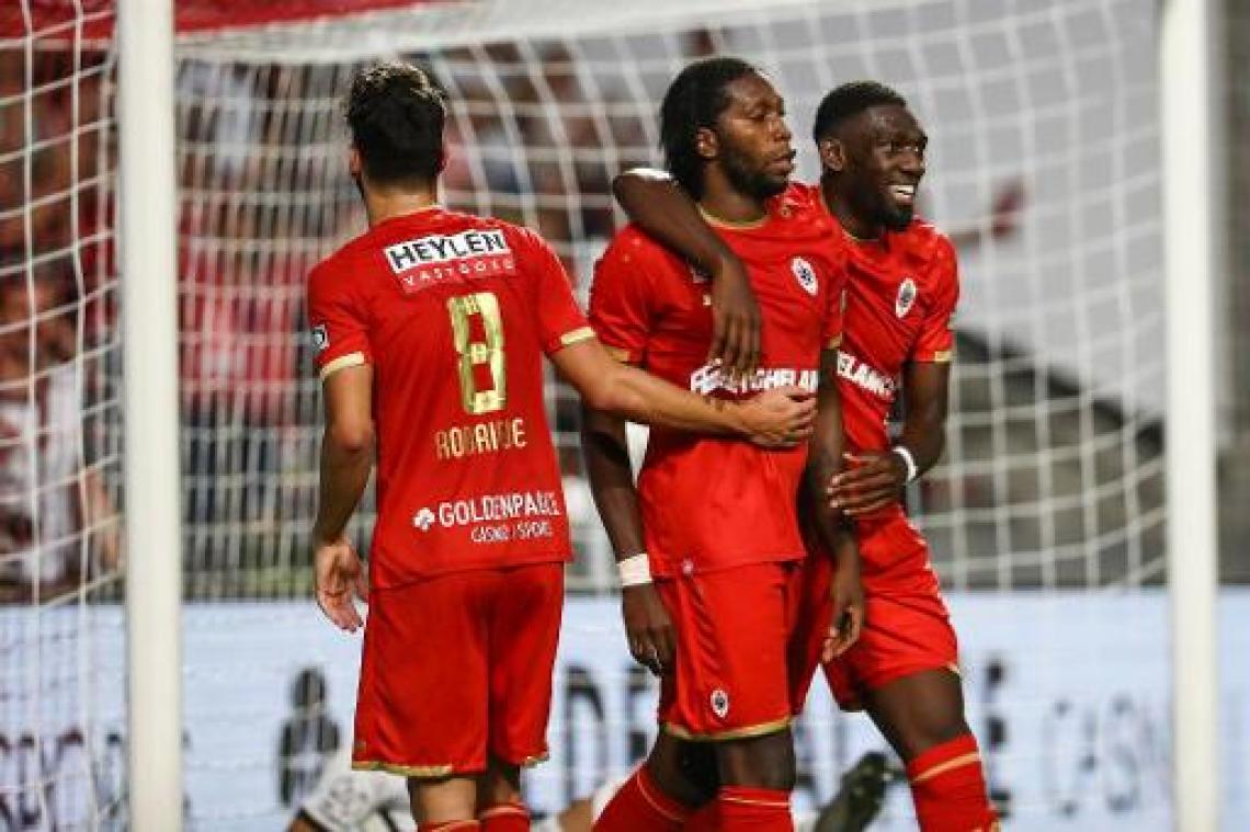 Jupiler Pro League - Antwerp eet na Eupen nu ook Waasland-Beveren op