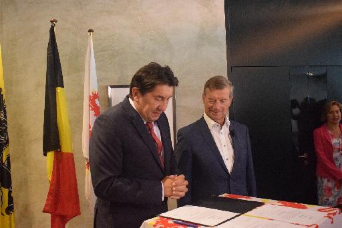 Johan Sauwens (Trots op Bilzen) legt eed af als burgemeester