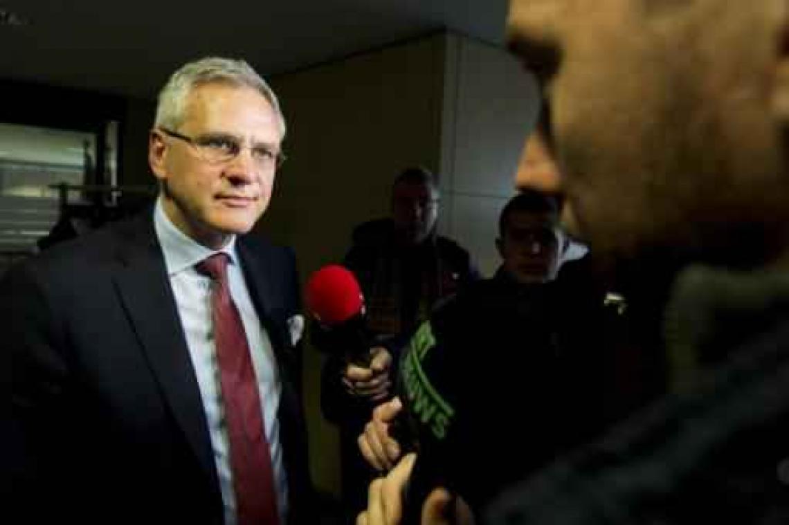 ACV voert eerste actie tegen "experimenten van Kris Peeters"