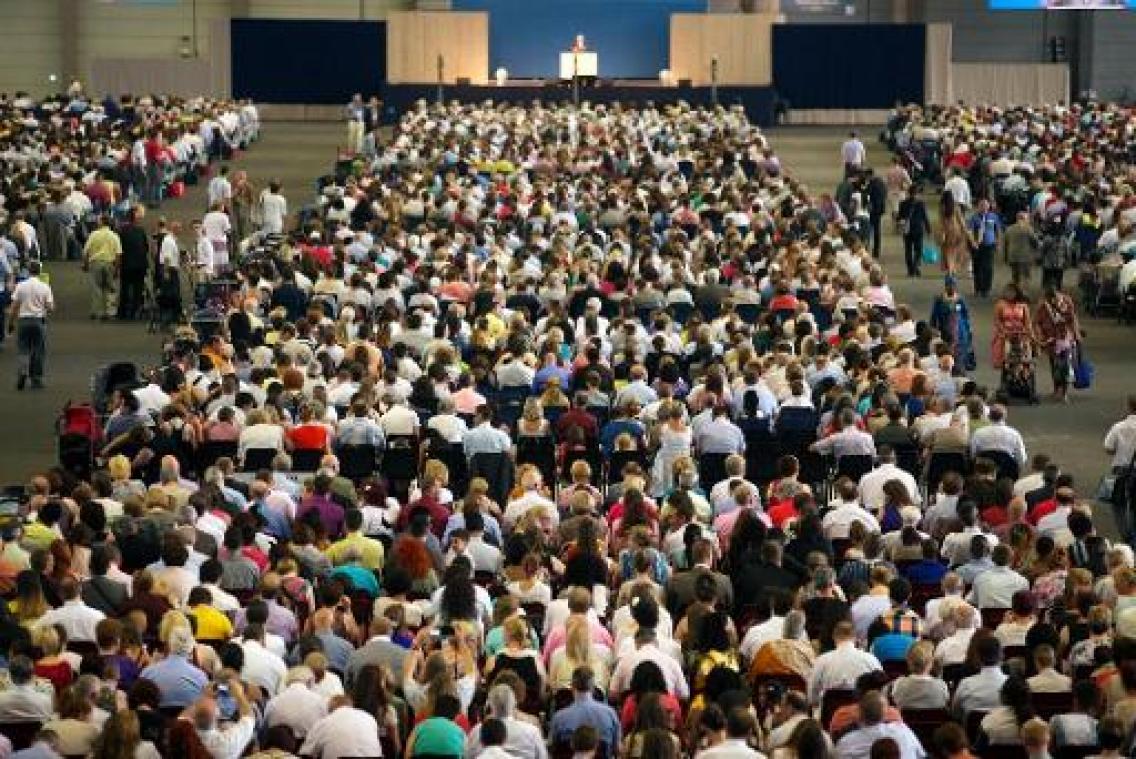 Al bijna honderd gevallen gemeld van seksueel misbruik bij getuigen van Jehova