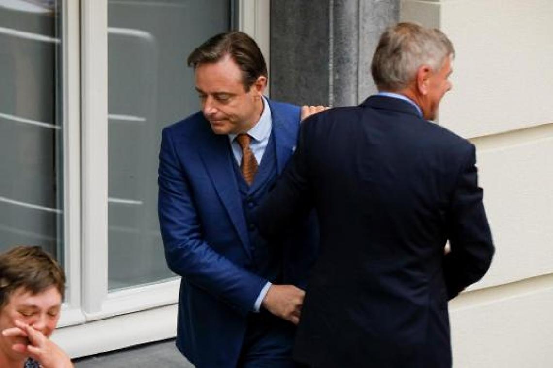 Verrast De Wever iedereen met coalitie én regeerakkoord?
