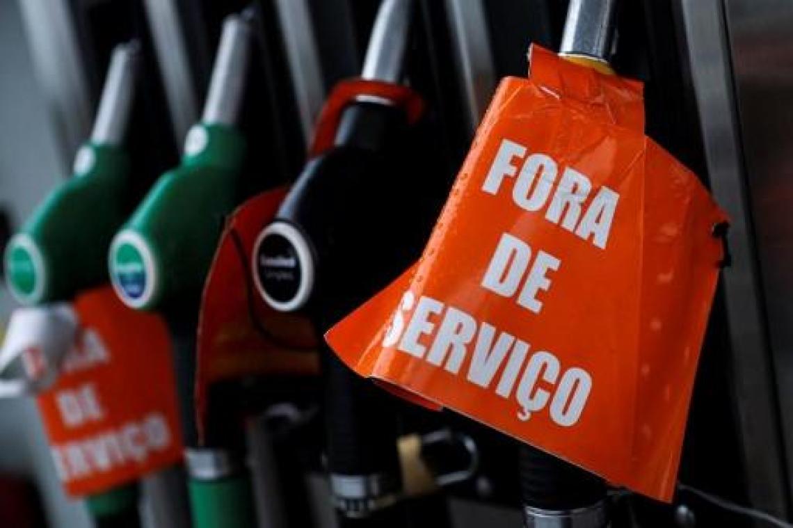 Tankstations staan bijna droog in Portugal aan vooravond van staking olietransporteurs