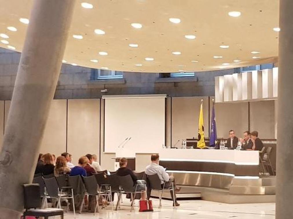 De Wever laat link met federale formatie los