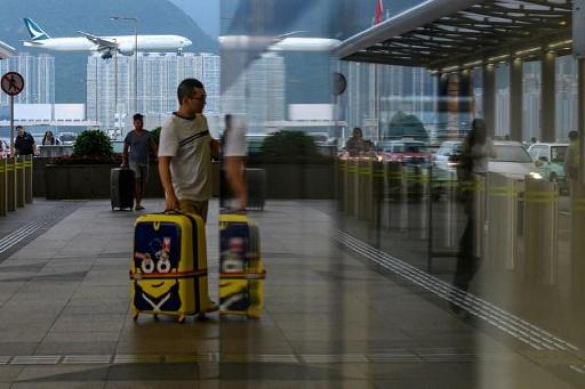Onrust Hongkong - Luchthaven Hongkong bekomt tijdelijk verbod op demonstraties