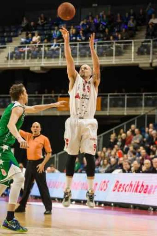 Scooore League - Antwerp wint inhaalwedstrijd tegen Aalstar