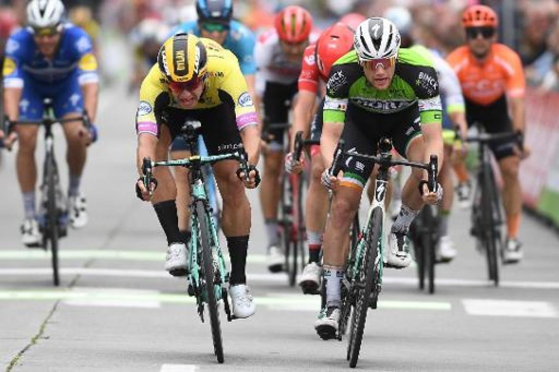 Sam Bennett wint ook derde etappe