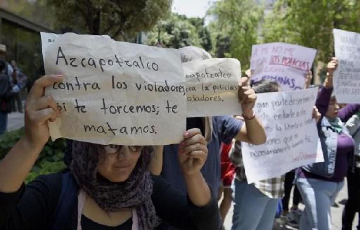 Mexico-Stad schorst zes politieagenten na verkrachtingszaken