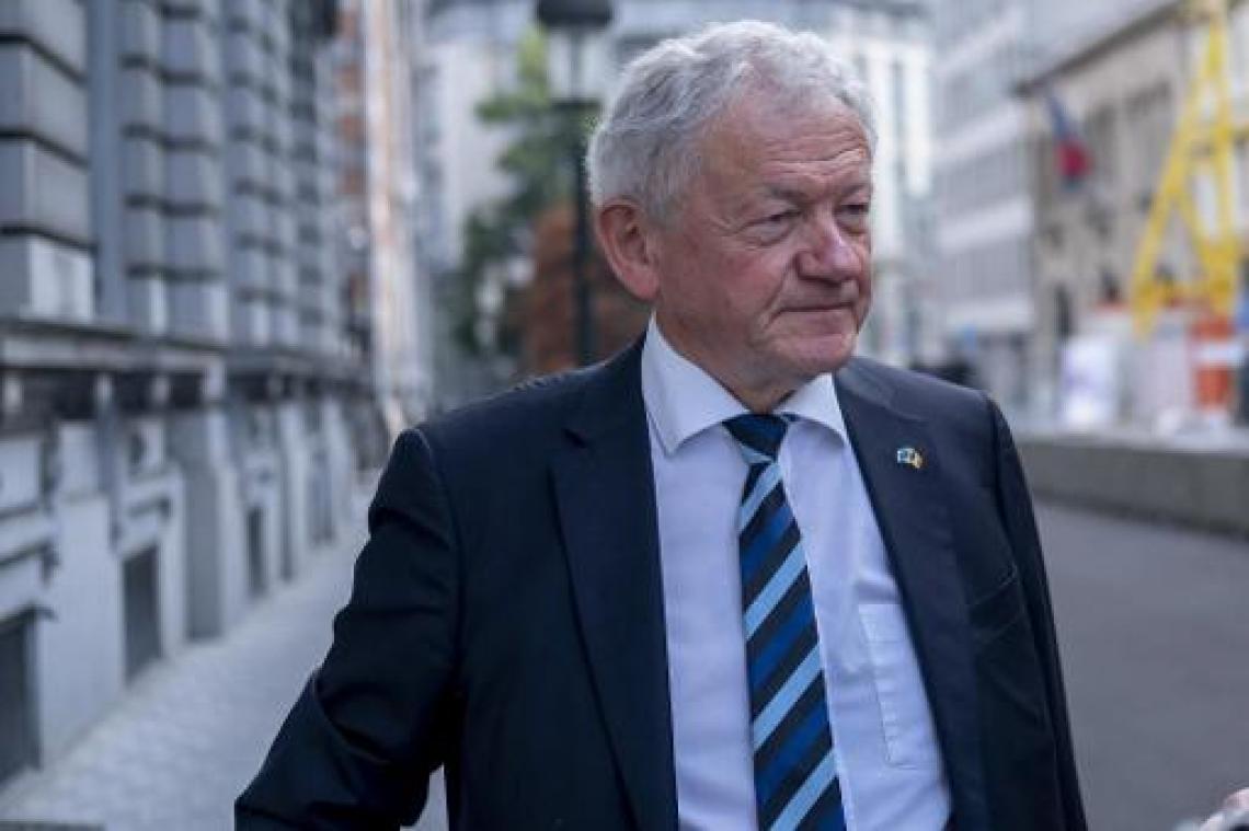 "Fusie tussen NMBS en Infrabel mag geen taboe meer zijn"