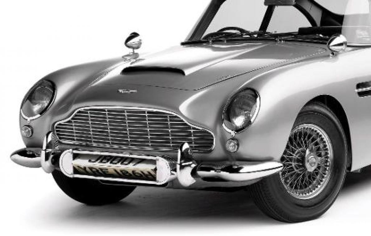 Aston Martin DB5 van James Bond geveild voor meer dan 6 miljoen dollar