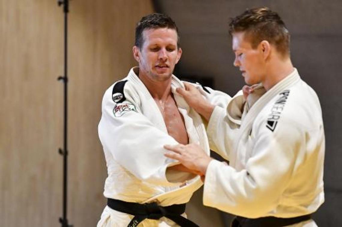 Elf Belgen verschijnen in Tokio op tatami