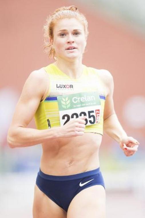 Hordeloopster Axelle Dauwens hangt per direct spikes aan de haak