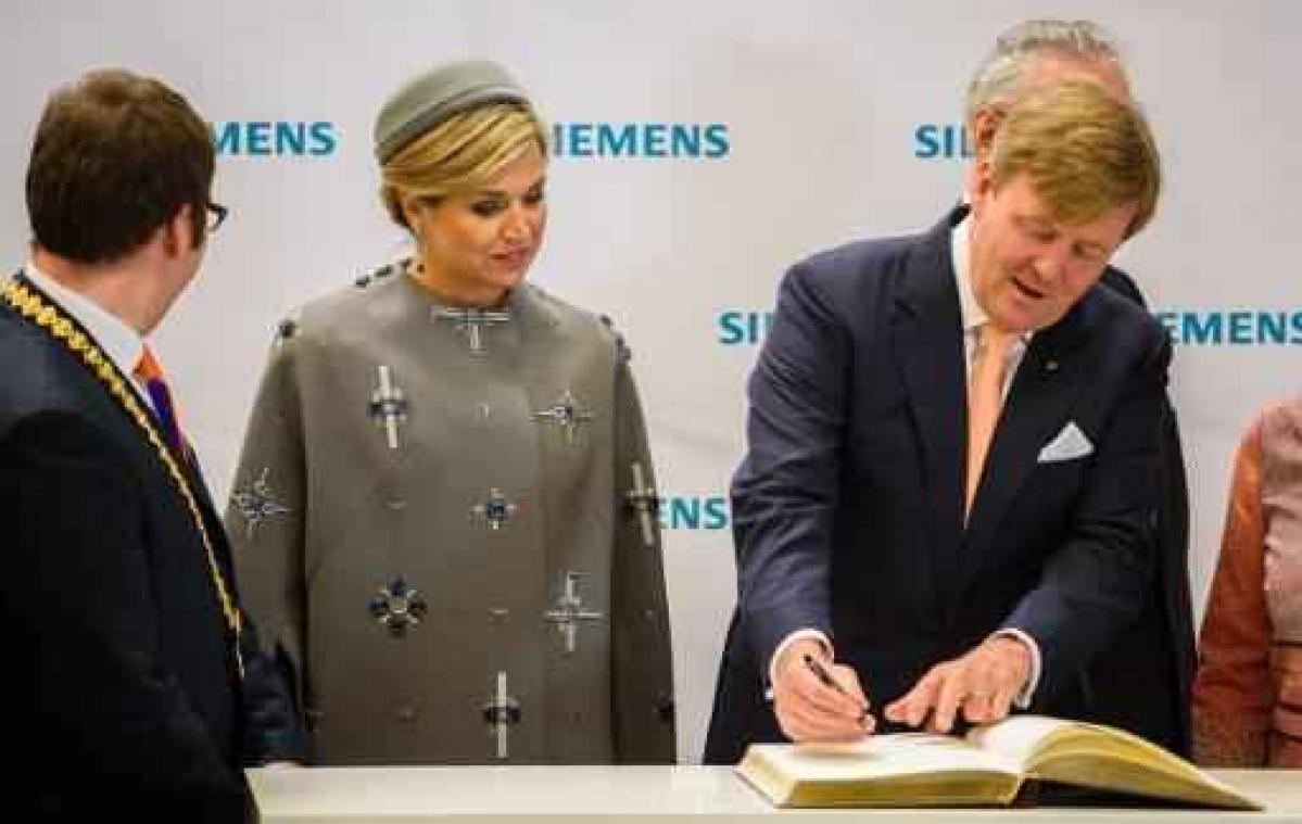 Jas Nederlandse koningin Máxima zorgt voor opschudding