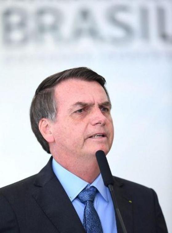 Bolsonaro roept ministers op actie te ondernemen tegen bosbranden Amazonegebied