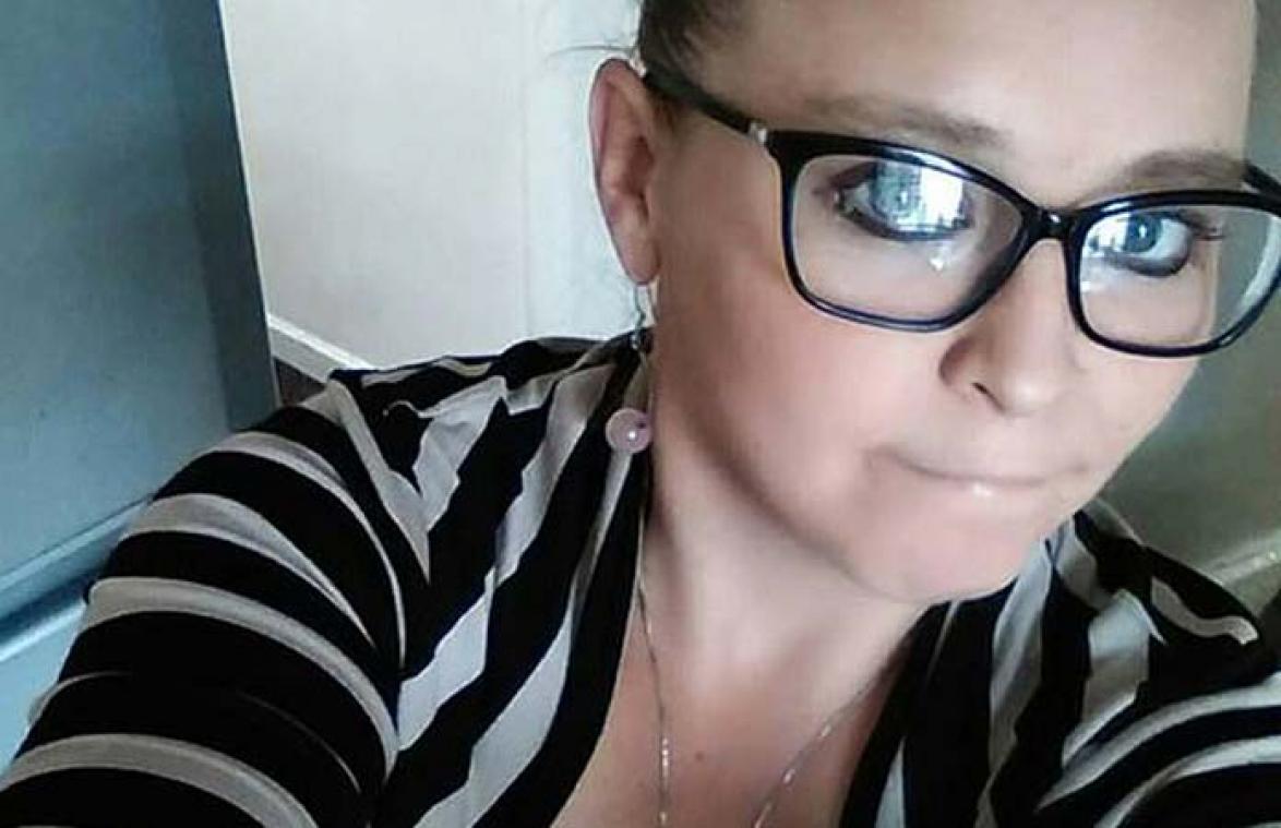 Baby stikt nadat dronken moeder in slaap valt op haar