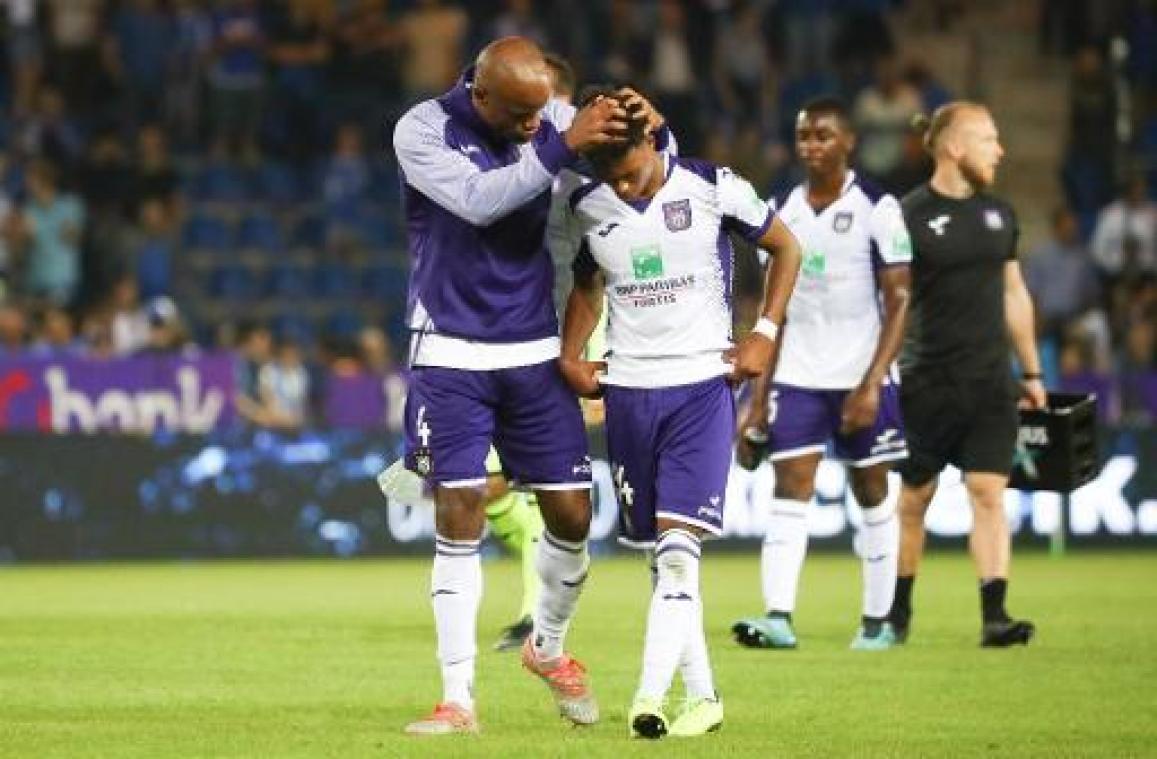 Jupiler Pro League - Vincent Kompany blijft vertrouwen hebben in zijn jeugdig elftal