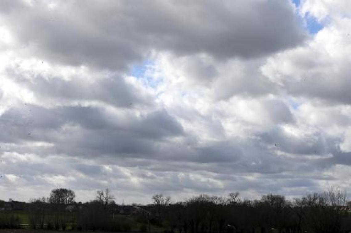 Weerbericht: donderwolken trekken het land uit
