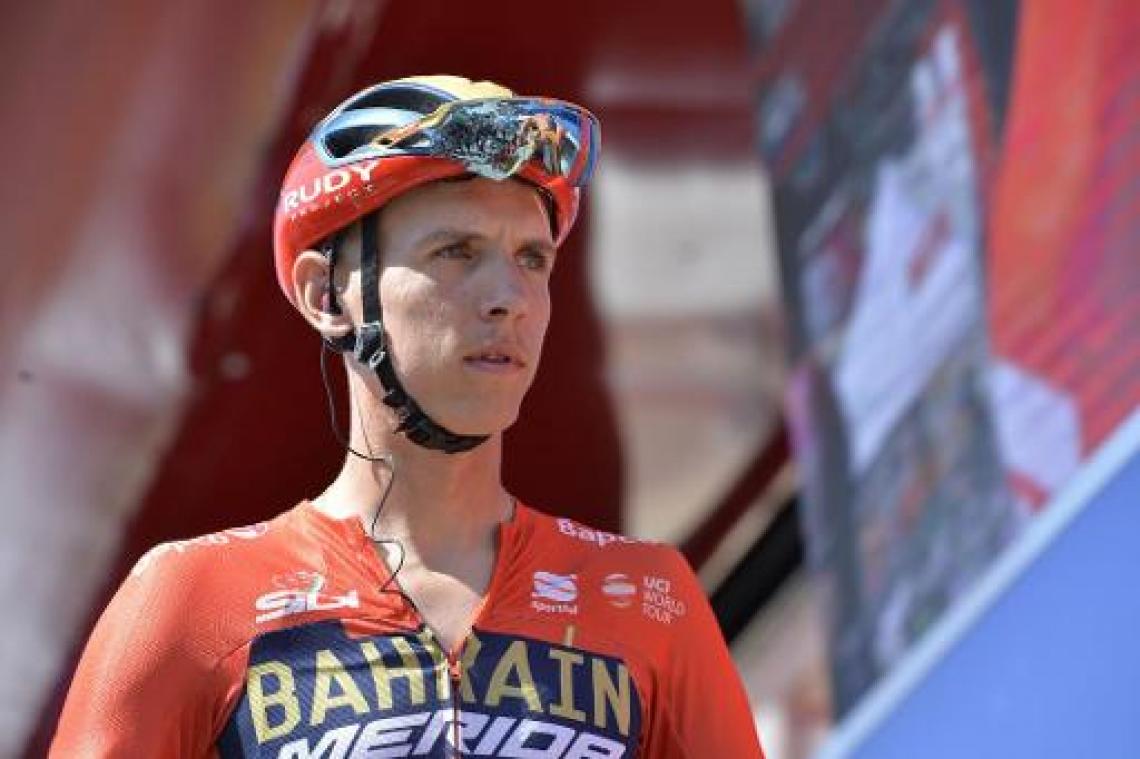 Dylan Teuns pakt de leiderstrui na tweede plaats in zesde etappe Vuelta