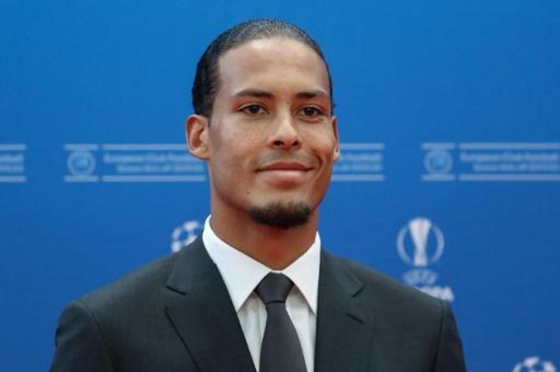 Virgil van Dijk krijgt prijs voor Speler van het Jaar in Champions League