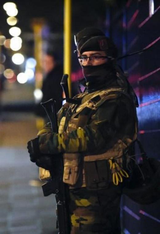 Militairen blijven nog zeker tot oktober op straat