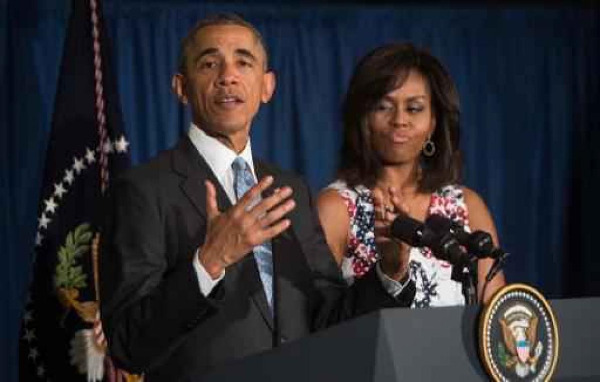 Obama's betaalden bijna 82.000 dollar federale belastingen in 2015