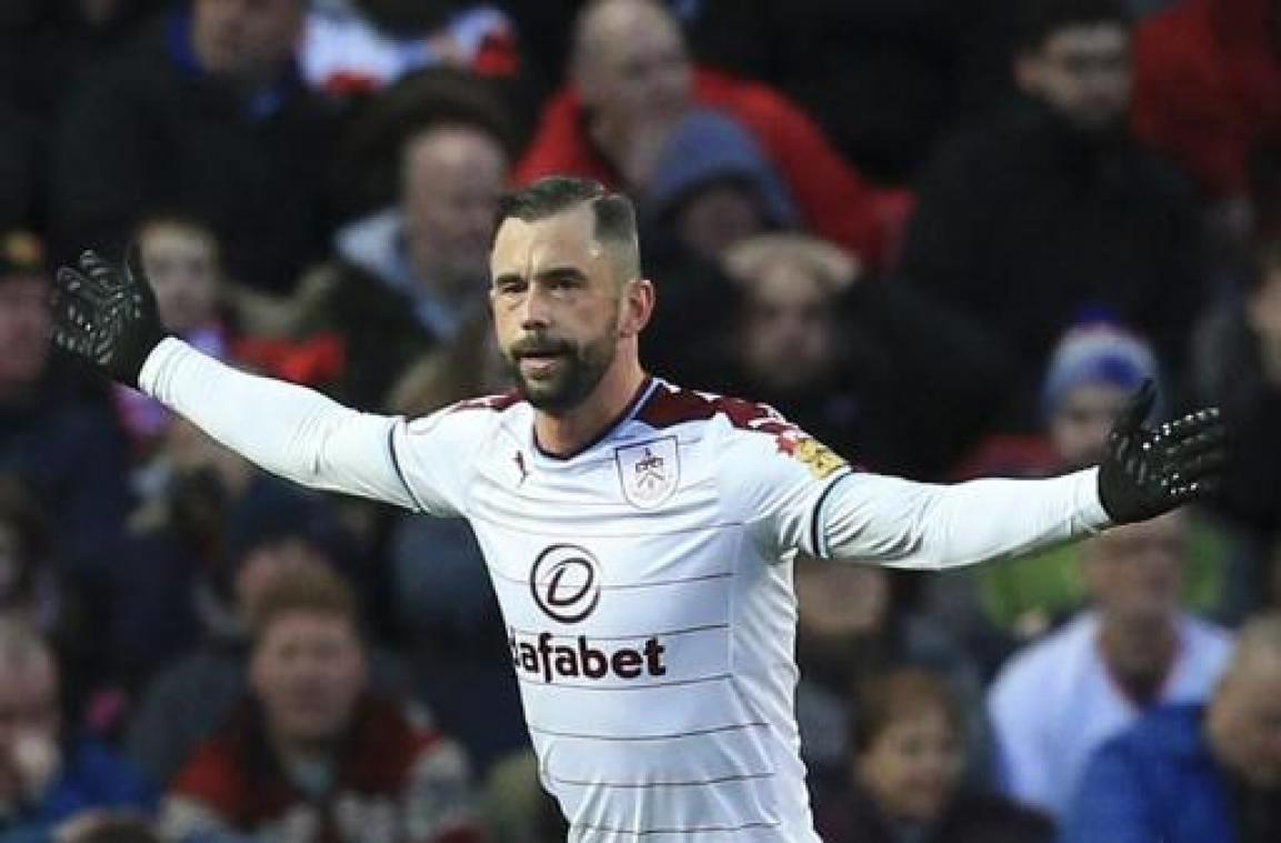 Jupiler Pro League - Steven Defour verlaat Burnley en keert naar België terug