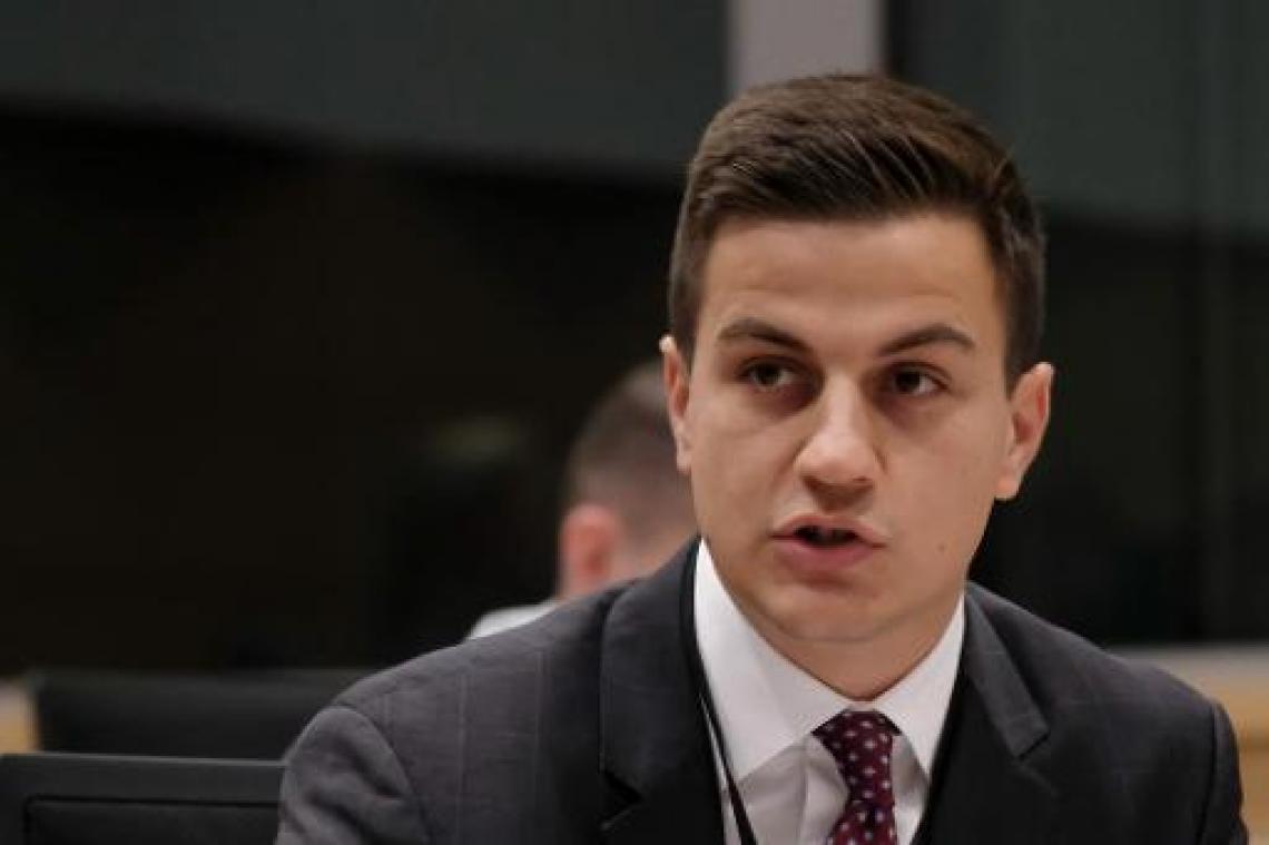 LVSV verplaatst verboden debat met Dries Van Langenhove