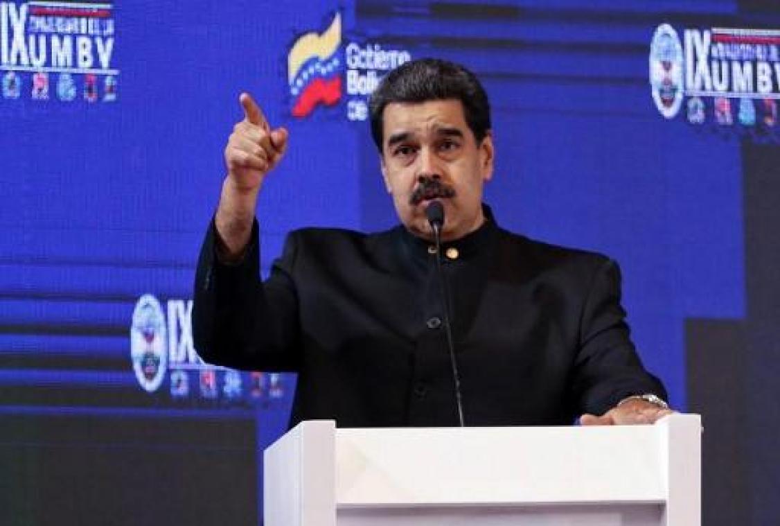 Maduro beveelt reeks militaire oefeningen aan Colombiaanse grens