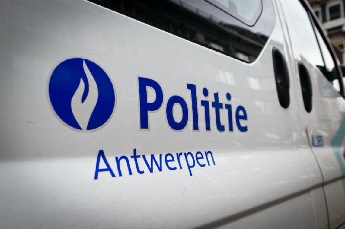 Antwerpse Noorderlaan vrijgegeven na vondst van granaat