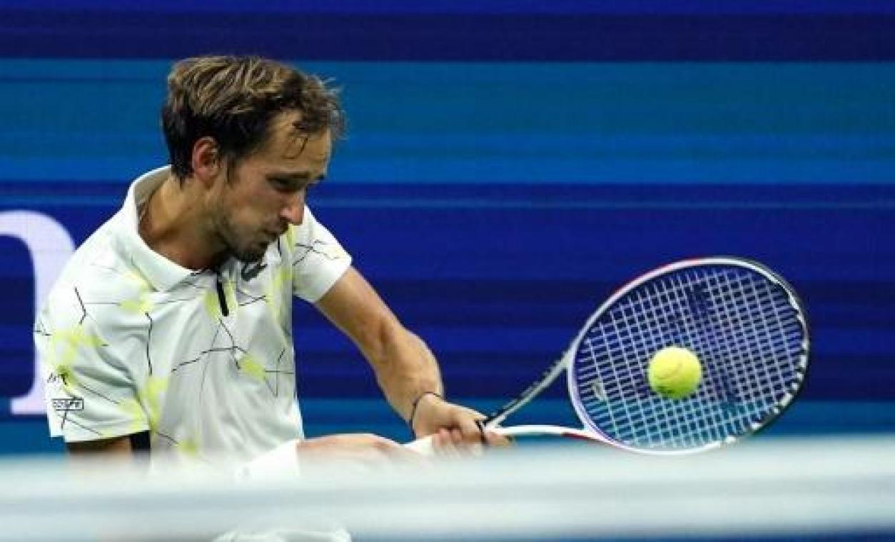 US Open - Medvedev plaatst zich in New York voor eerste finale