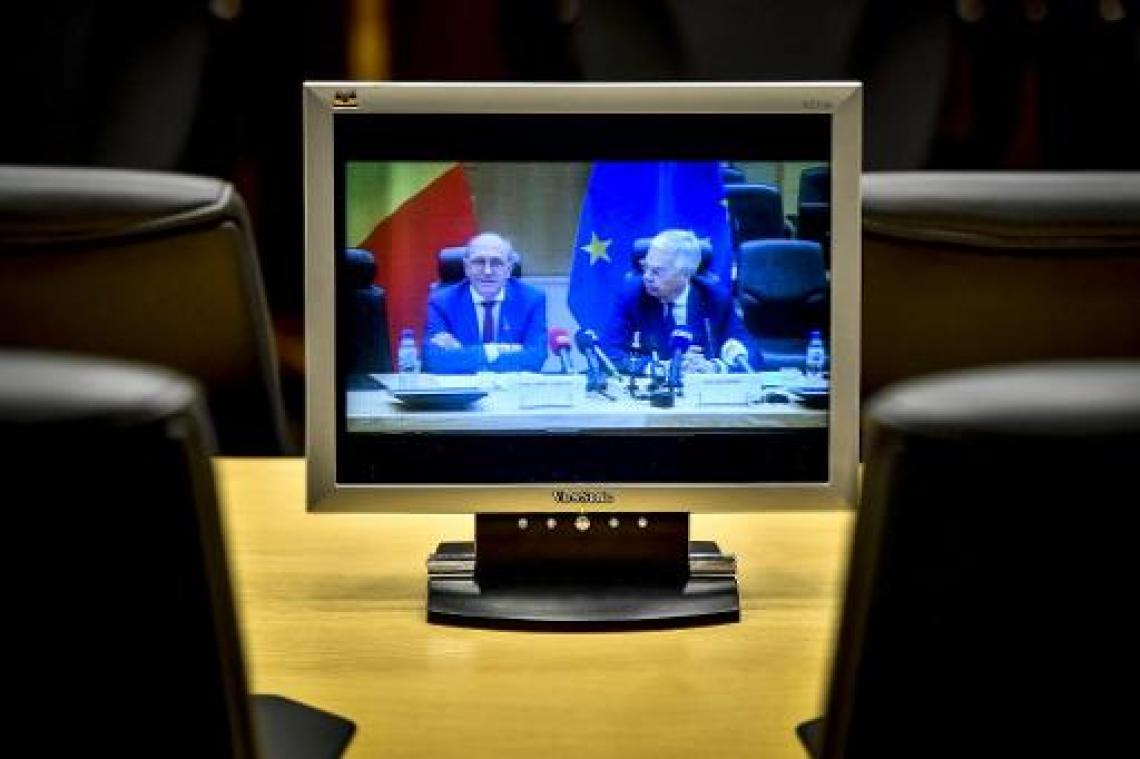 Informateurs brengen morgen opnieuw verslag uit aan de koning